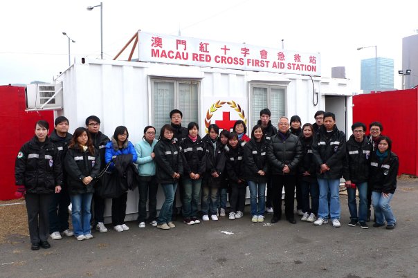 20249_1360950302056_1180527618_1100407_4817280_n.jpg (large)